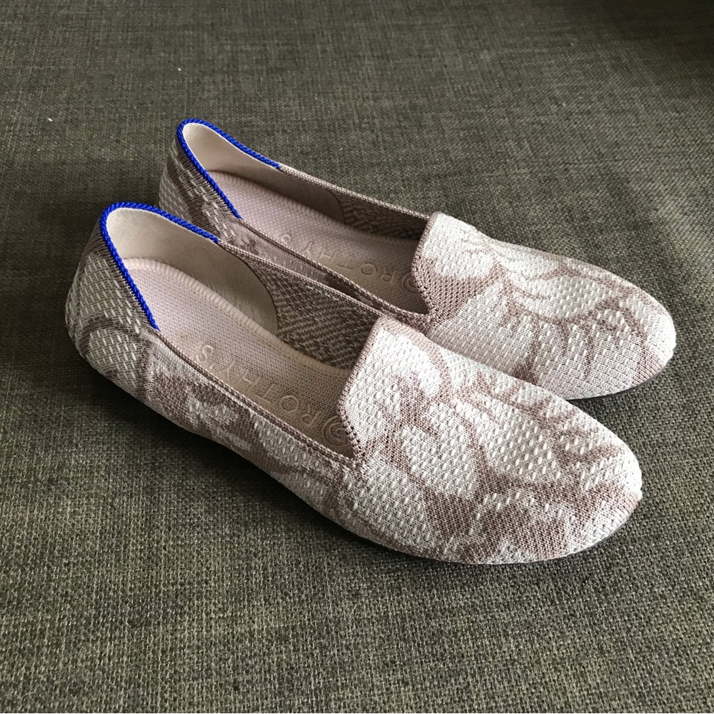 Rothy's Petal Grey Loafer Flats - size 6.5 EUC